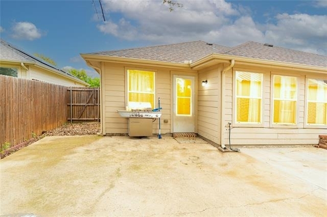 1906 Castaway Drive - Photo 27
