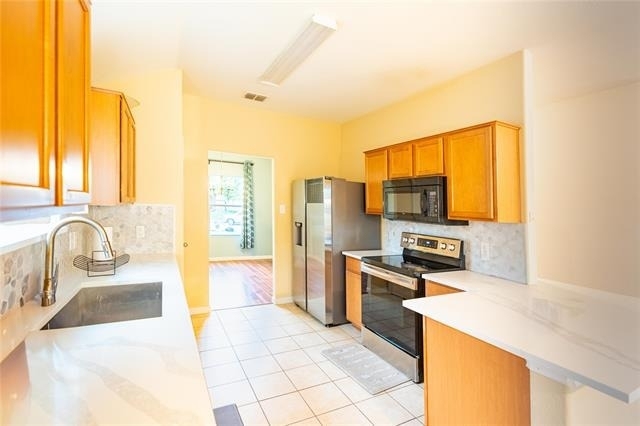 1906 Castaway Drive - Photo 8