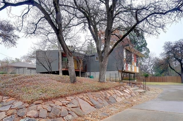 1403 Kendolph Drive - Photo 1