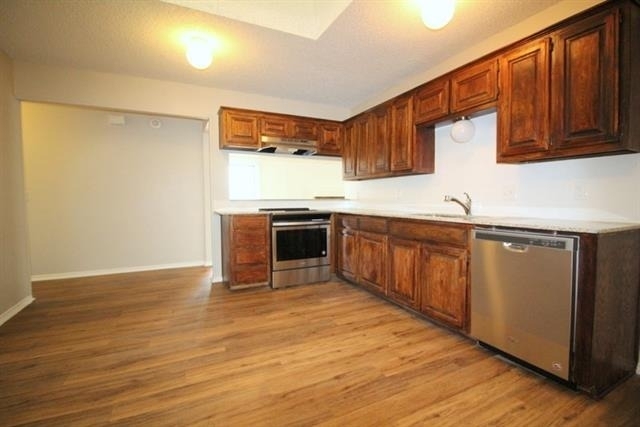 12027 Leisure Way - Photo 4
