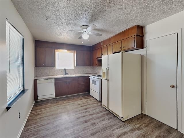 6220 Wheaton Drive - Photo 3
