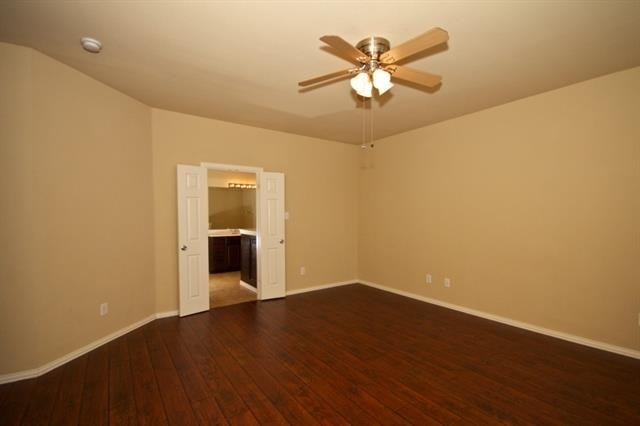 404 Hummingbird Drive - Photo 11