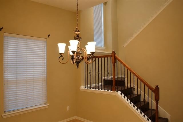 404 Hummingbird Drive - Photo 8
