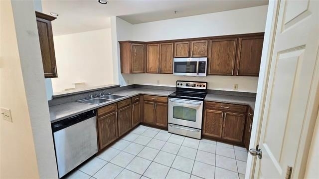 501 Jeans Creek Drive - Photo 4