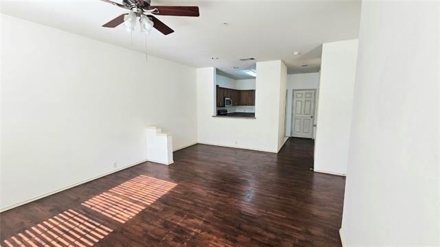 501 Jeans Creek Drive - Photo 2