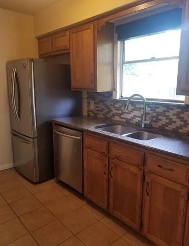 4649 Highgrove Drive - Photo 2