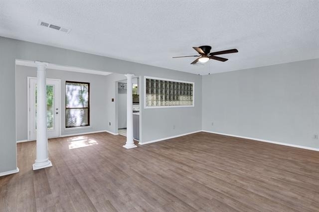 134 Main Place - Photo 2