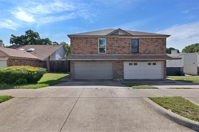 134 Main Place - Photo 1