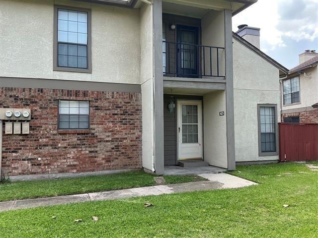 923 Turtle Lake Boulevard - Photo 0