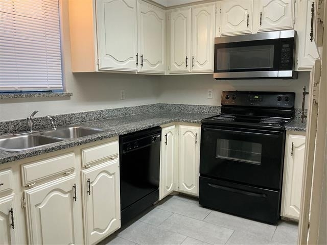 923 Turtle Lake Boulevard - Photo 7