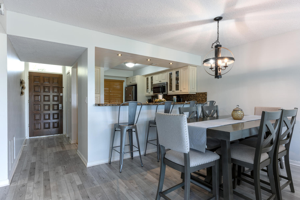3050 Presidential Way - Photo 3