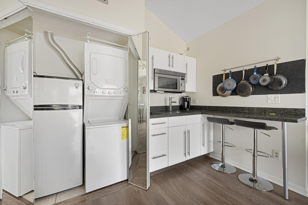 11863 Wimbledon Circle - Photo 5