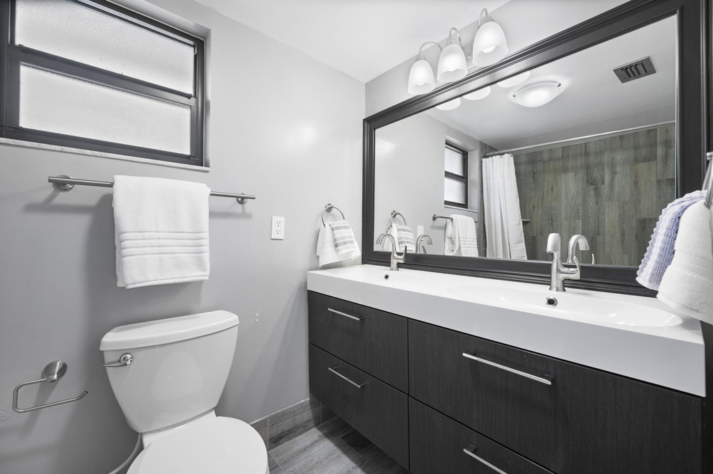11863 Wimbledon Circle - Photo 8