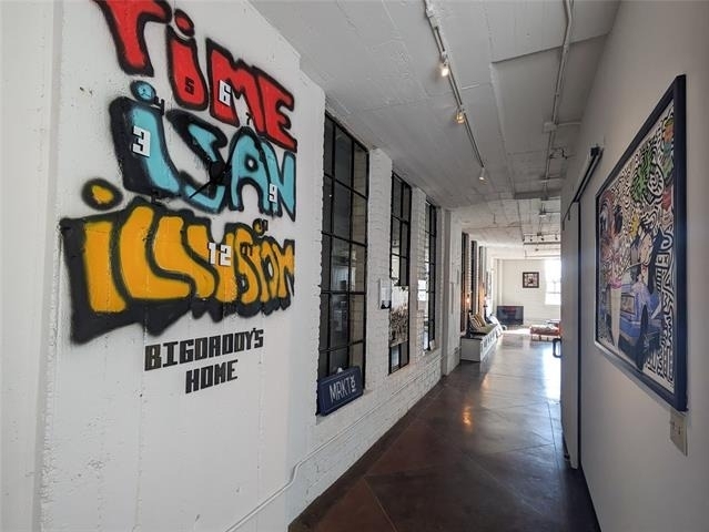 1122 Jackson Street - Photo 2