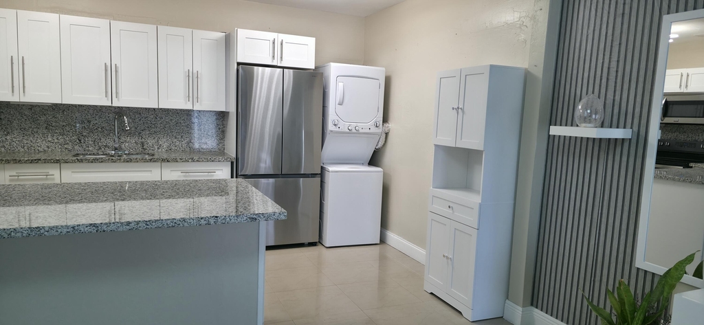 1203 Chateau Park Drive - Photo 2