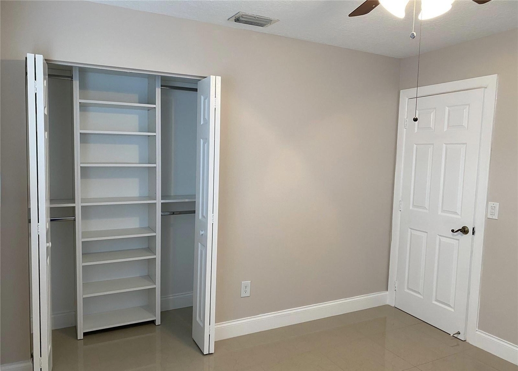 22592 Lombard Avenue - Photo 7
