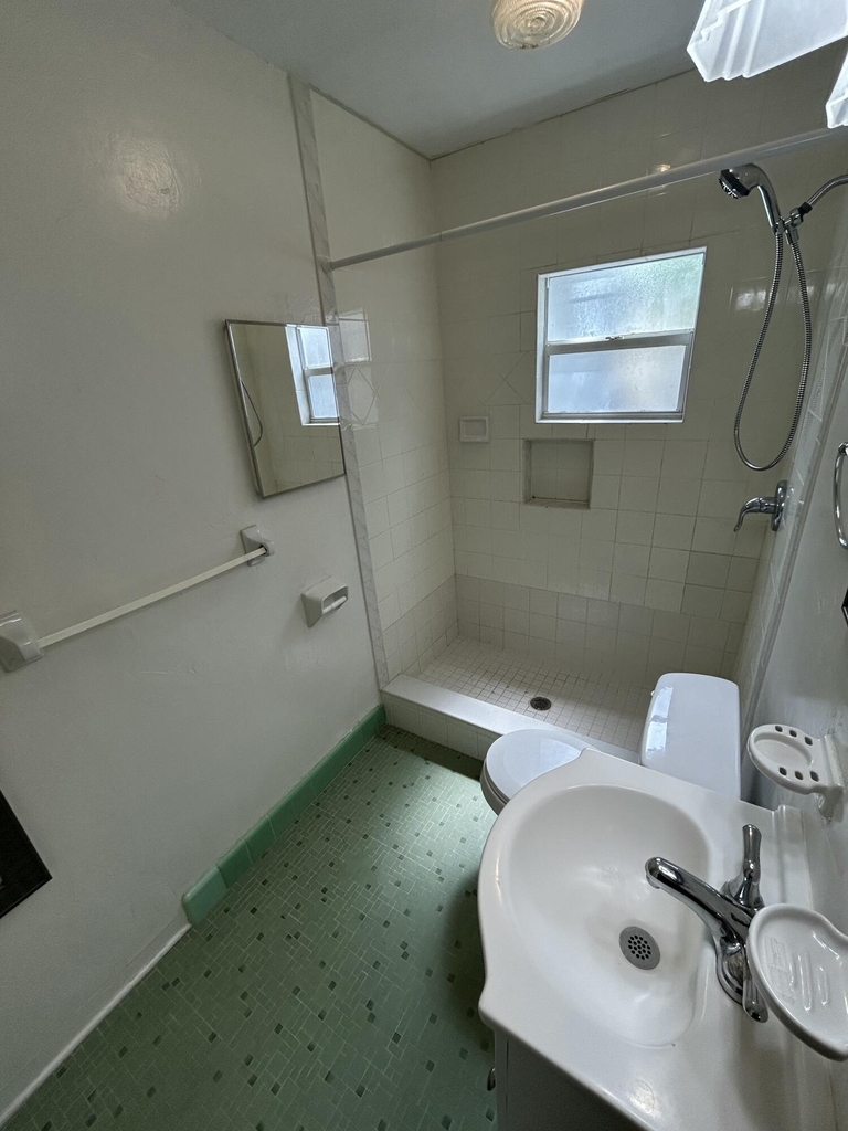 710 Se 16th Street - Photo 9