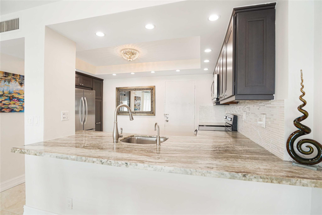 3430 Galt Ocean Drive - Photo 4