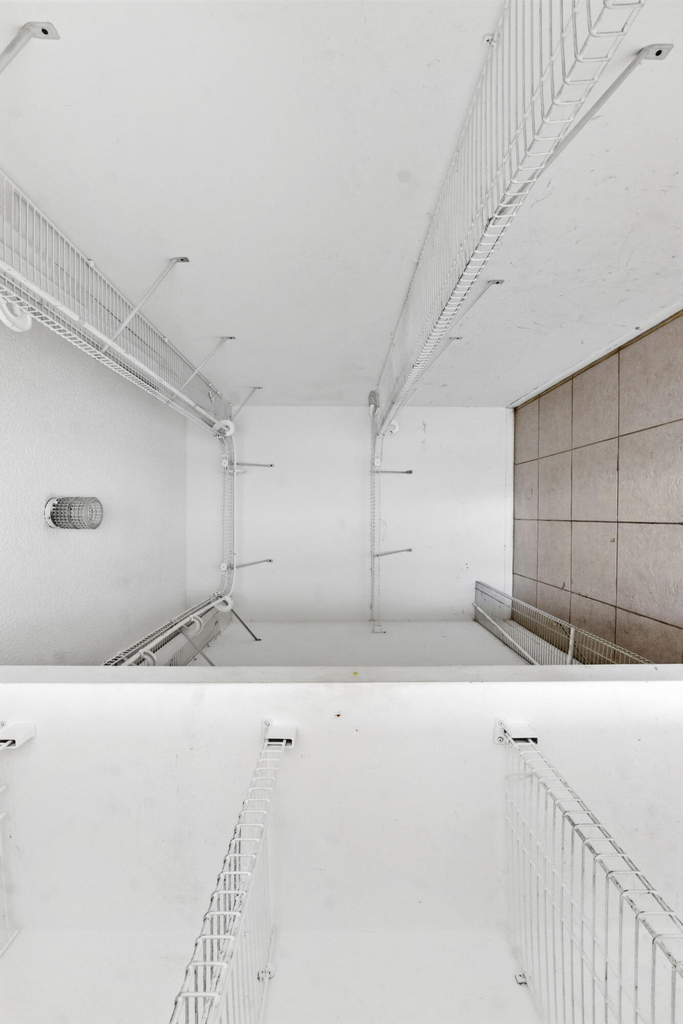 4152 Inverrary Drive - Photo 8