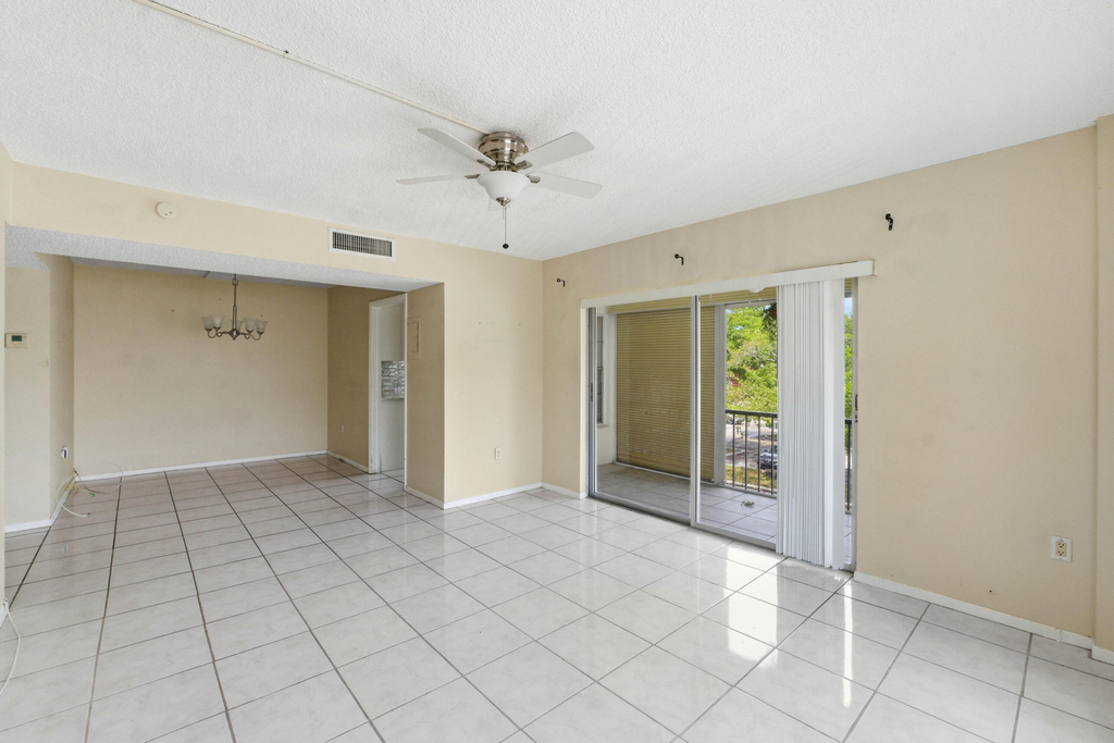 4152 Inverrary Drive - Photo 7