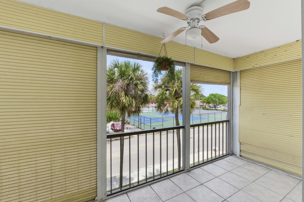 4152 Inverrary Drive - Photo 13