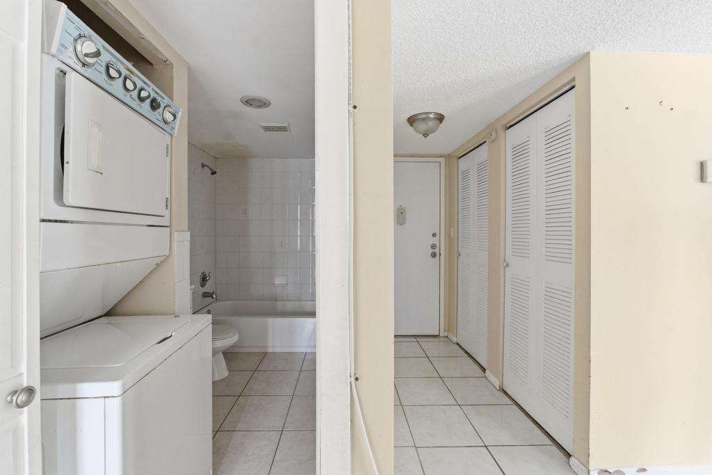 4152 Inverrary Drive - Photo 3