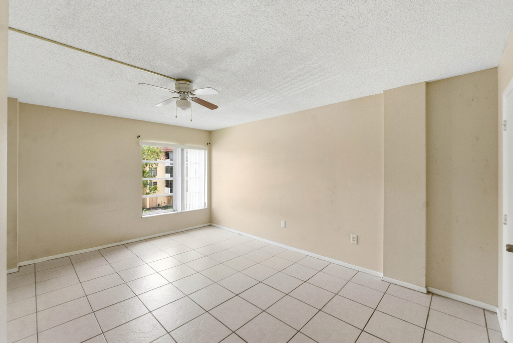 4152 Inverrary Drive - Photo 12