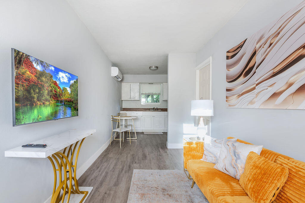 1826 Sherman Street - Photo 1