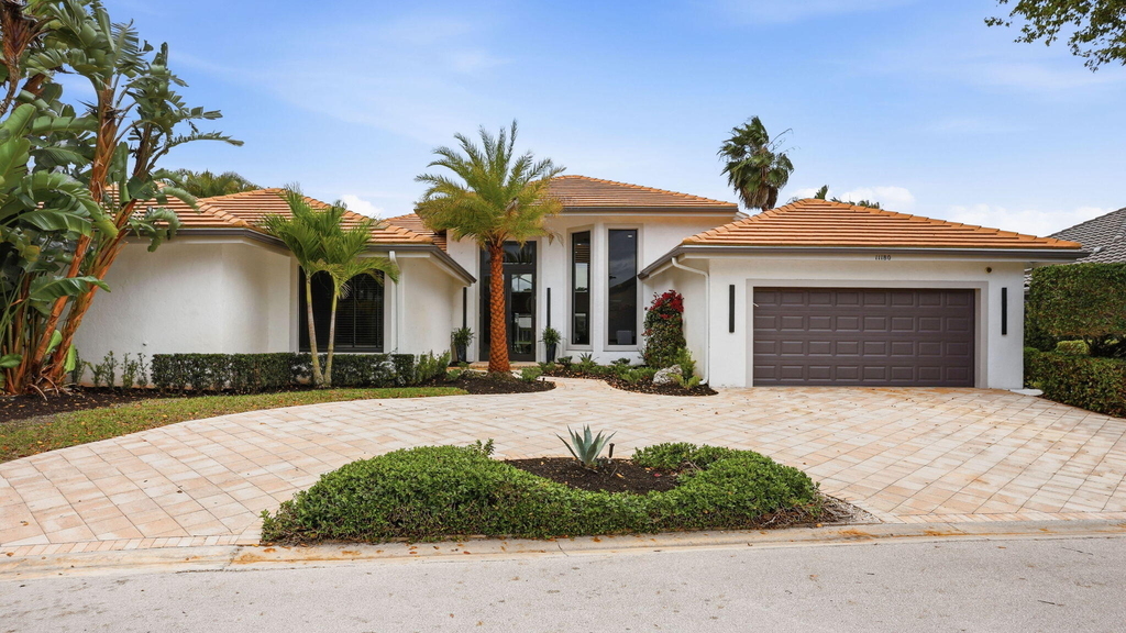 11180 Isle Brook Court - Photo 4
