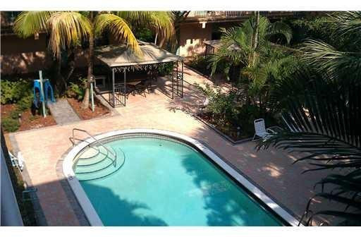1407 Ne 56th Street - Photo 10