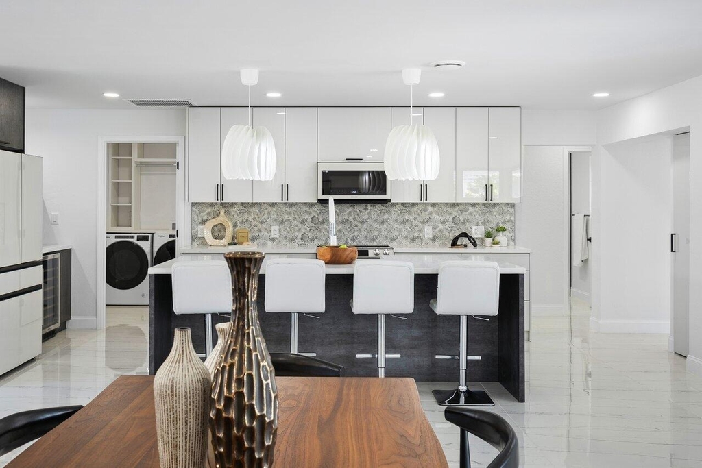 1200 Sw 8th Street - Photo 11