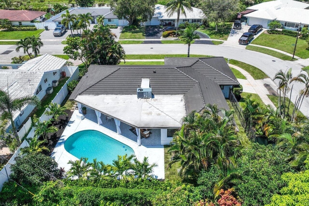 1200 Sw 8th Street - Photo 32