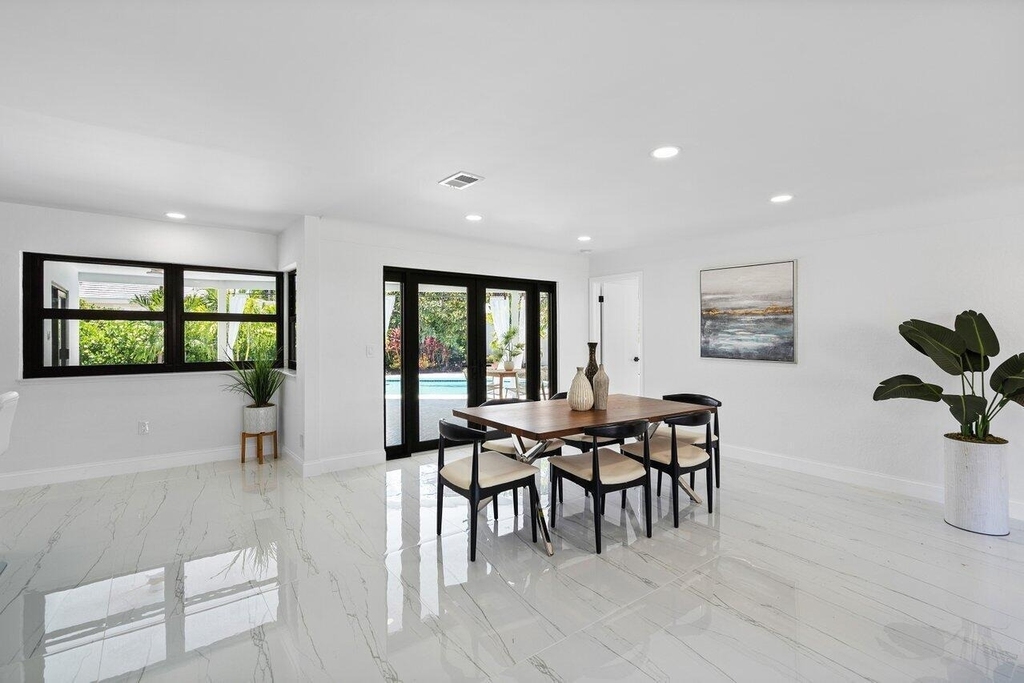 1200 Sw 8th Street - Photo 8