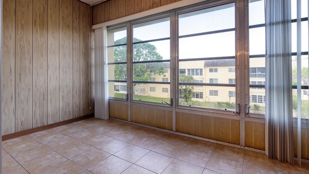5890 Nw 64th Avenue - Photo 13