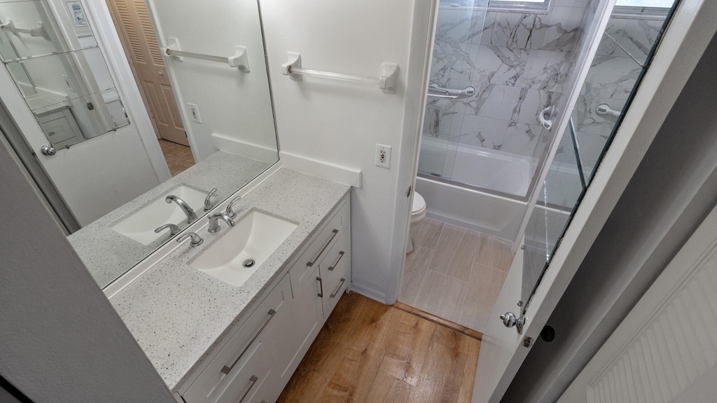 5890 Nw 64th Avenue - Photo 22