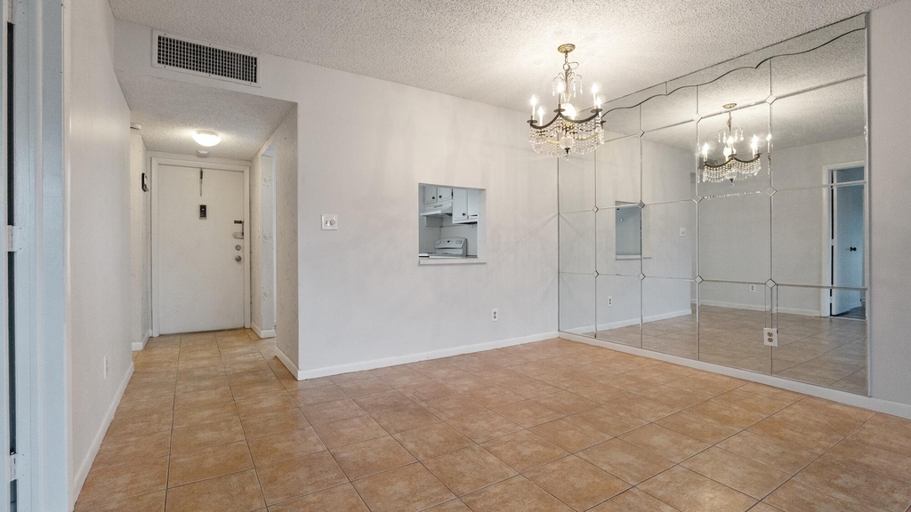 5890 Nw 64th Avenue - Photo 5
