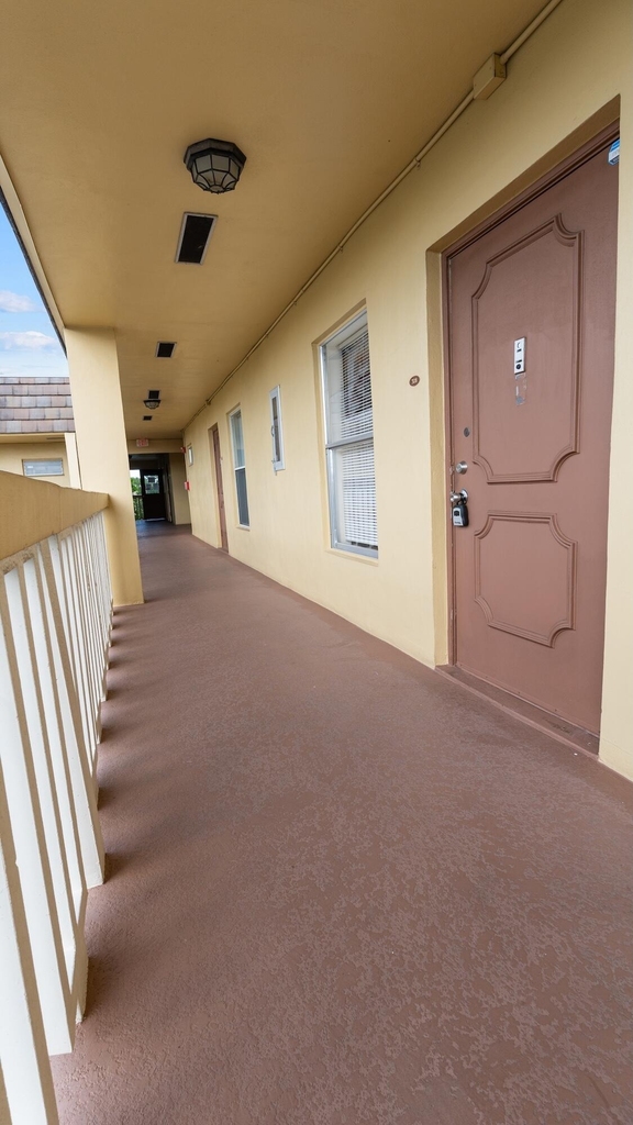 5890 Nw 64th Avenue - Photo 3