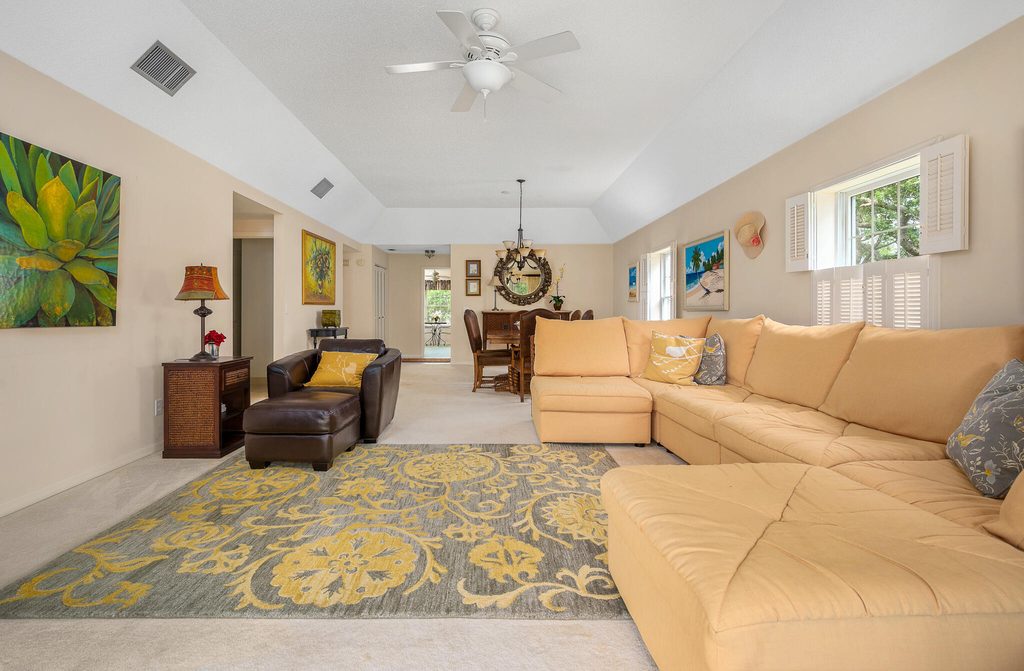 101 W Park Shores Circle - Photo 15
