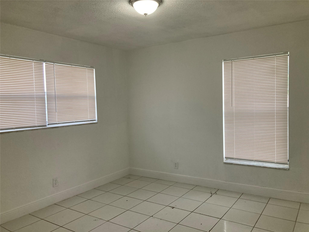 6230 Sw 4th Place - Photo 15