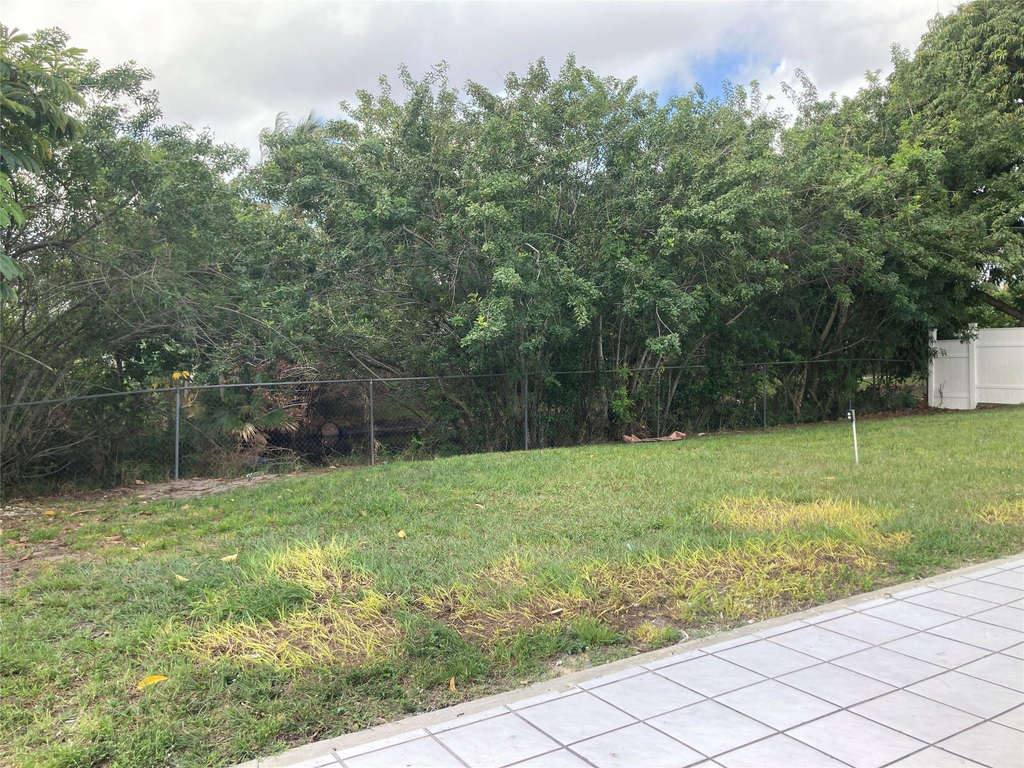 6230 Sw 4th Place - Photo 3