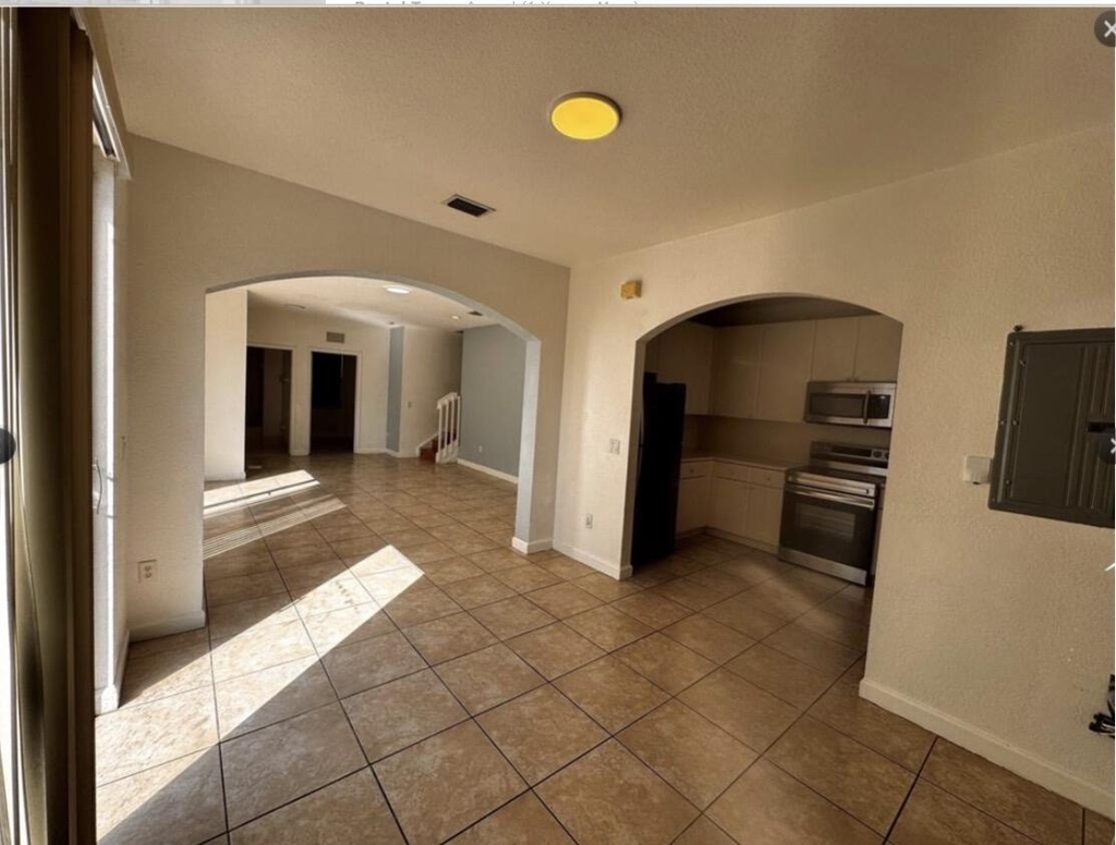 15746 Sw 41st Street - Photo 9