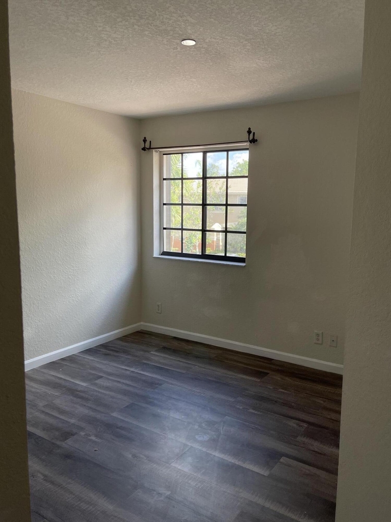 3909 Tree Top Drive - Photo 13