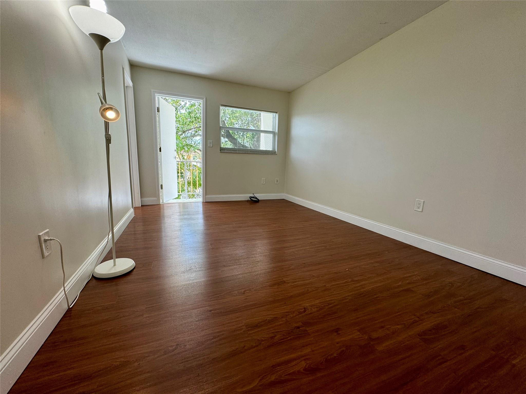 1747 Rodman Street - Photo 1