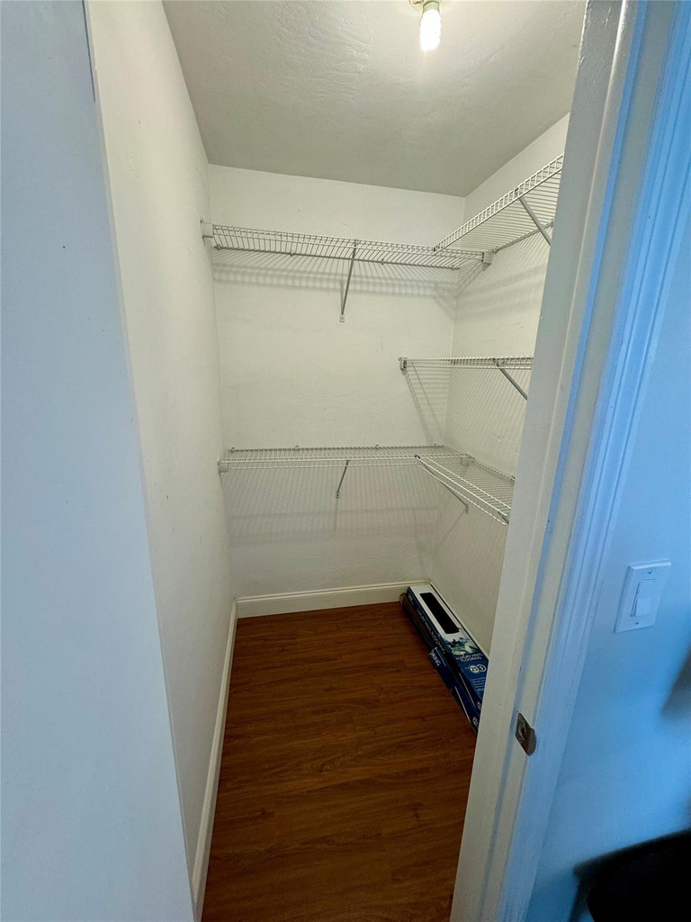 1747 Rodman Street - Photo 5