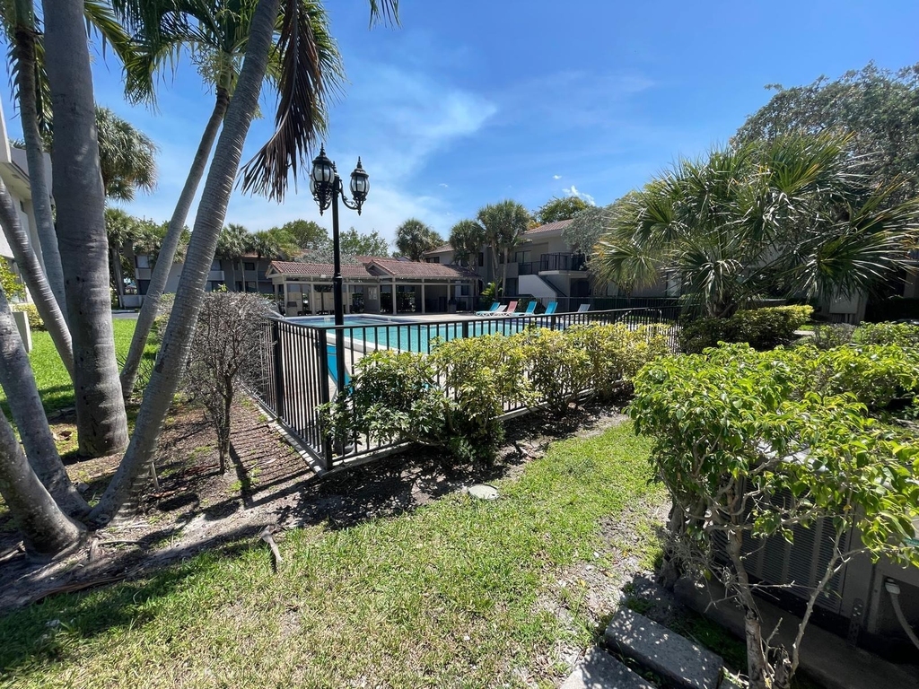 9509 Sw 1st Court - Photo 26