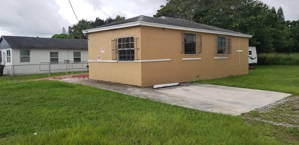 1607 Avenue - Photo 19