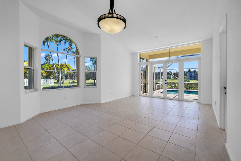 608 W Palm Aire Drive - Photo 1