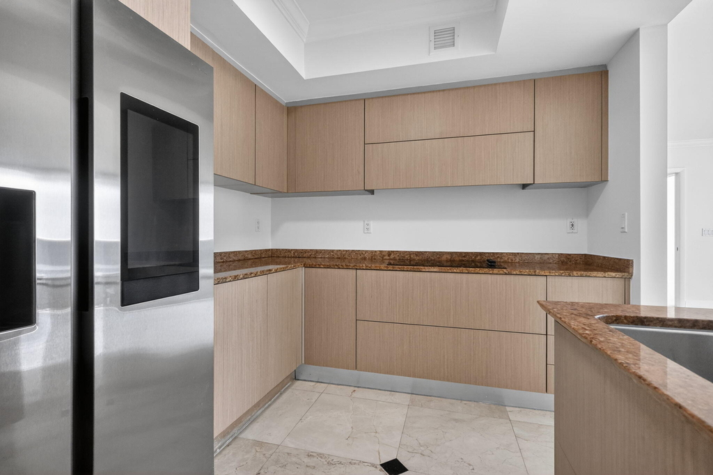 18911 Collins Avenue - Photo 9