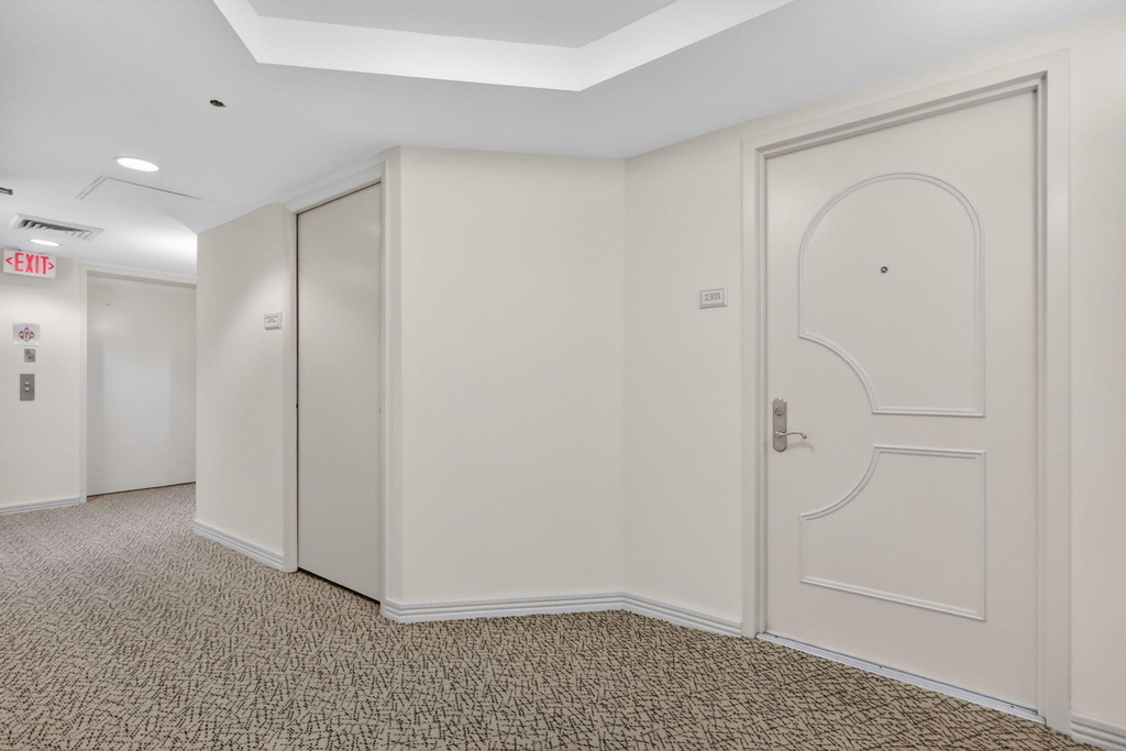 18911 Collins Avenue - Photo 3