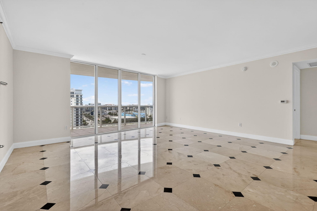 18911 Collins Avenue - Photo 7